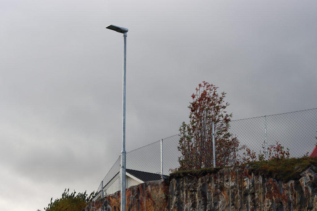 Bildet viser en lysmast.